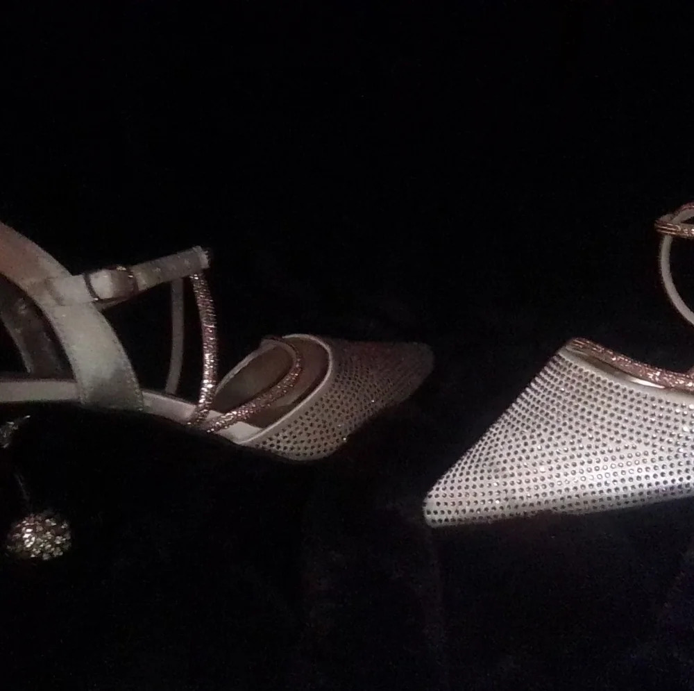 Raza heels